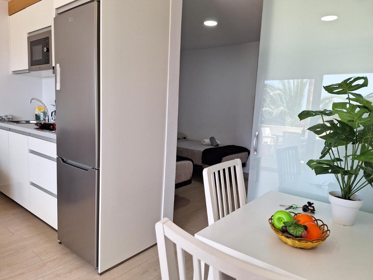 White And Quiet! Modern Apartment In San Agustin San Bartolomé Buitenkant foto